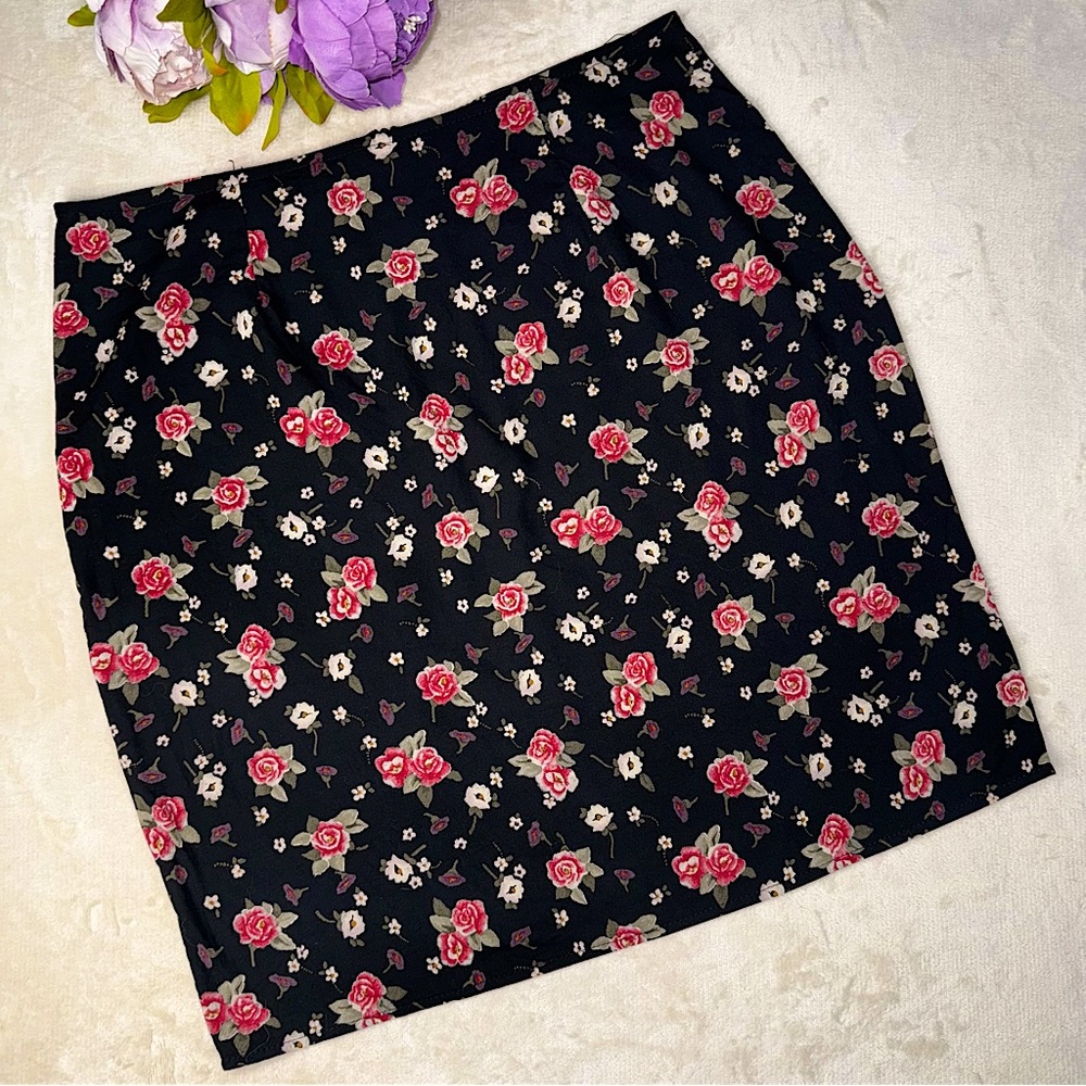 Vintage Black Floral Mini Skirt